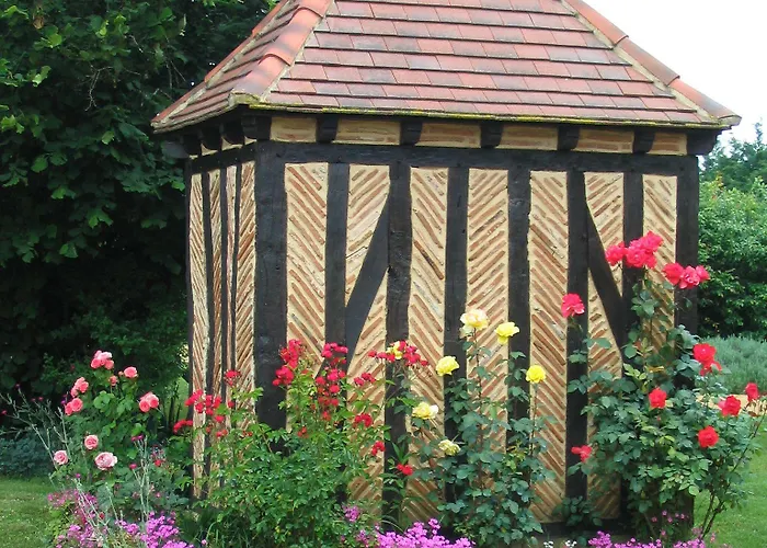 Les Sureaux Frühstückspension 3*